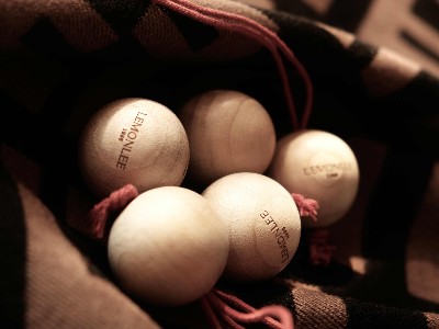 復(fù)古實木衣架17C020